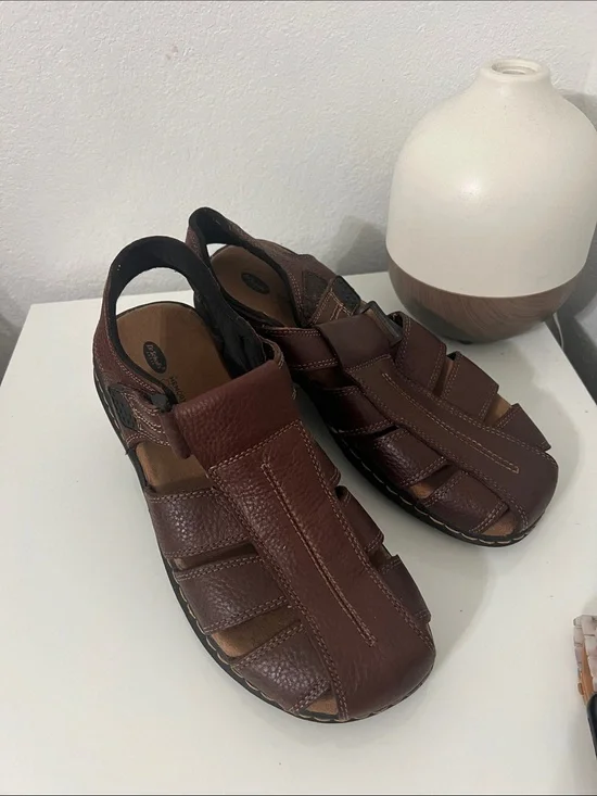 Dr. Scholl's Men's Brown Leather Fisherman Sandals