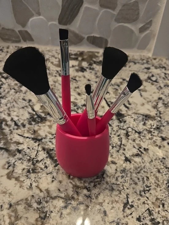 5 brush set w holder