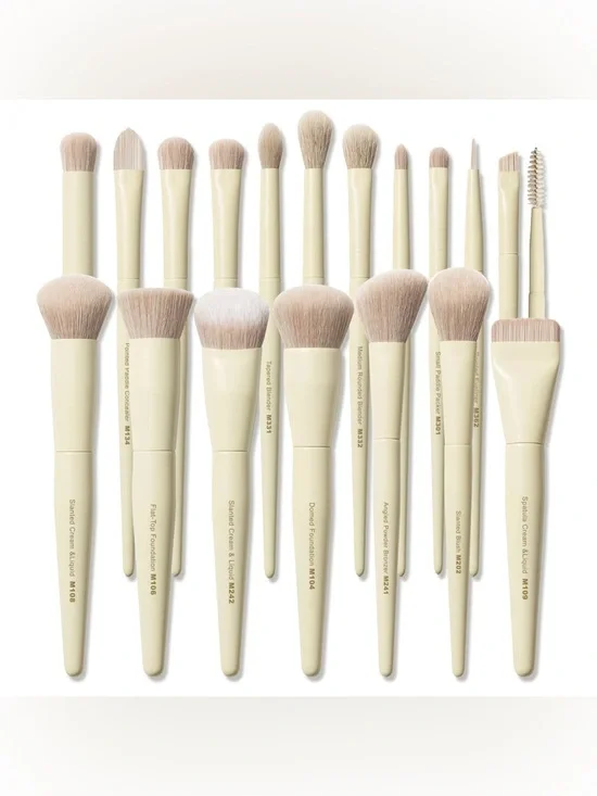 Buttery Blends Brush Set 18Pcs Face & Eye Makeup Brushes Set