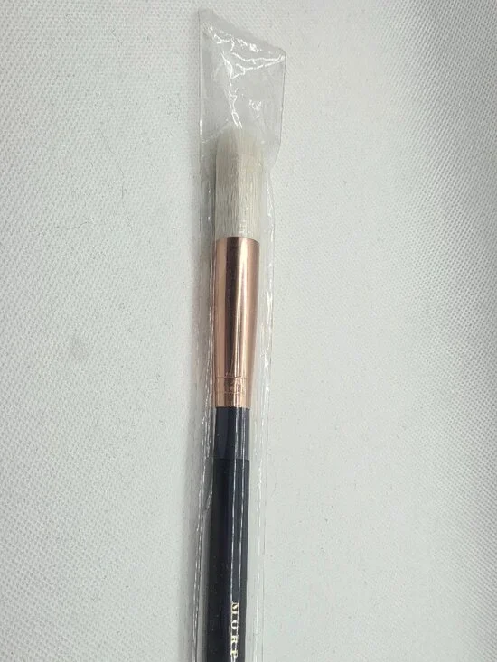 Morphe R14 Round Contour Brush – NEW