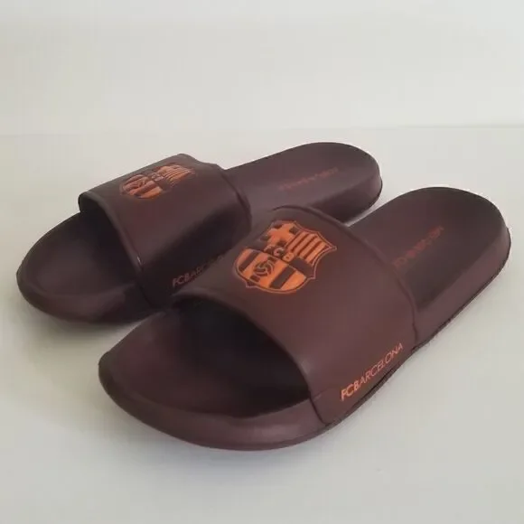 FCB Barcelona Men slippers sz 12