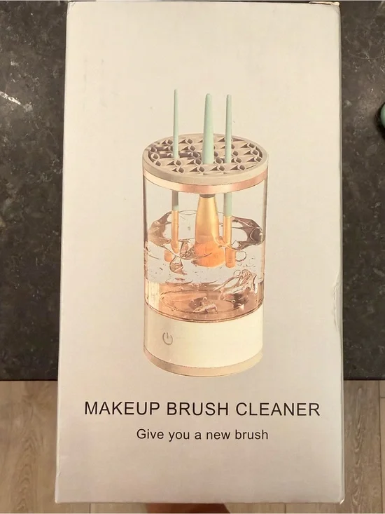 Makeup Brush Cleaner - White and Rose Gold