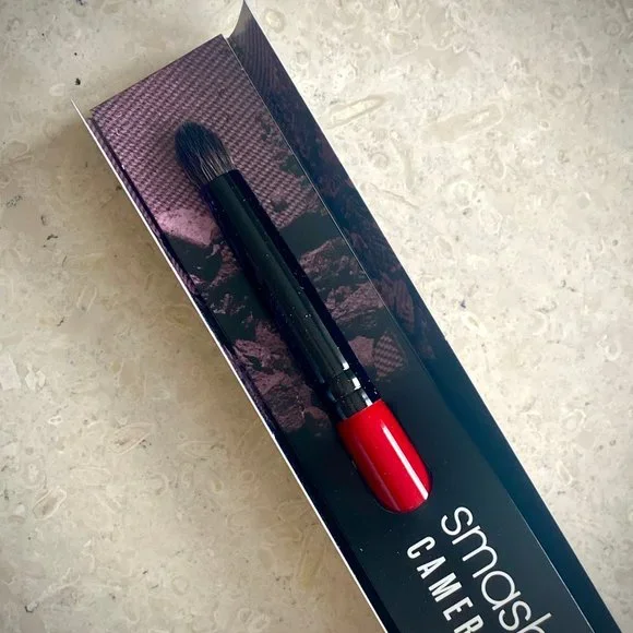 Smashbox Camera Ready Smoky Shadow Brush
