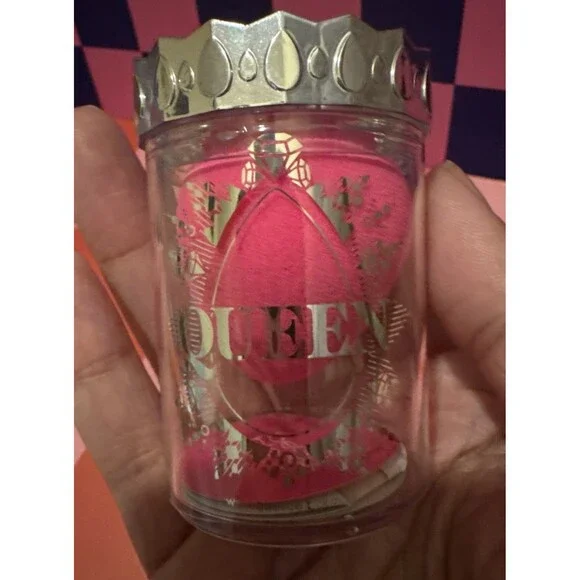 NEW 👑 Beauty Blender Queen Makeup Sponge