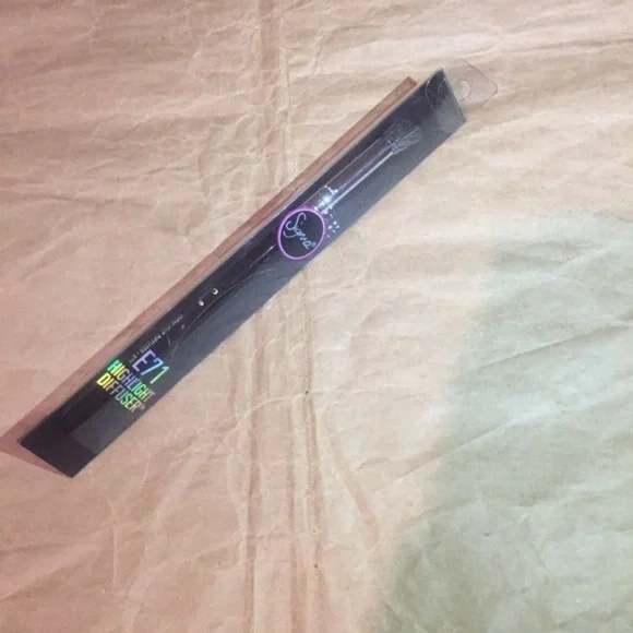 Sigma brush (E71)