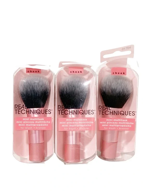 Real Techniques Mini Multi Task Cheek Brush Lot of 3 NEW