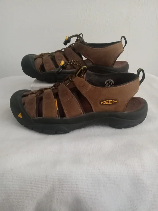KEEN Newport Brown Leather Men's Closed-Toe Outdoor 1001870 Sandals Sz 10