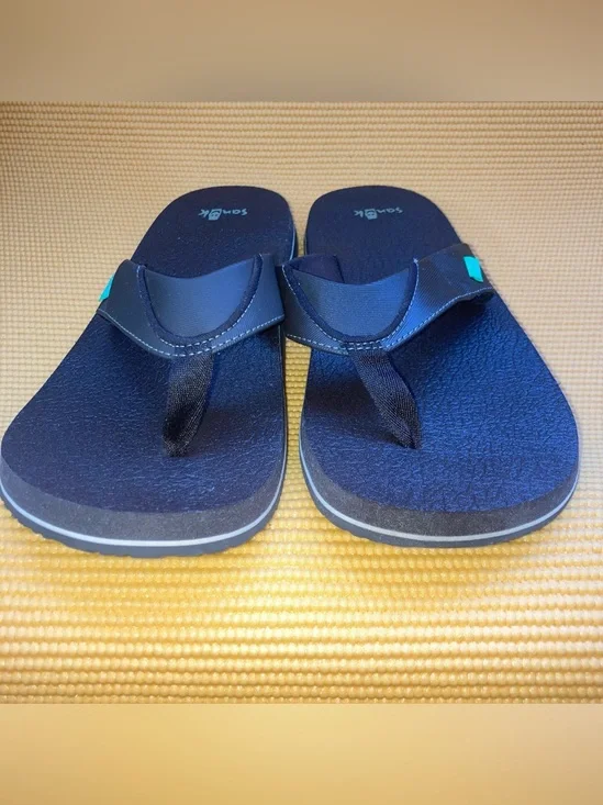 Sanuk Brown Beer Cozy Flip Flops Mens size 12