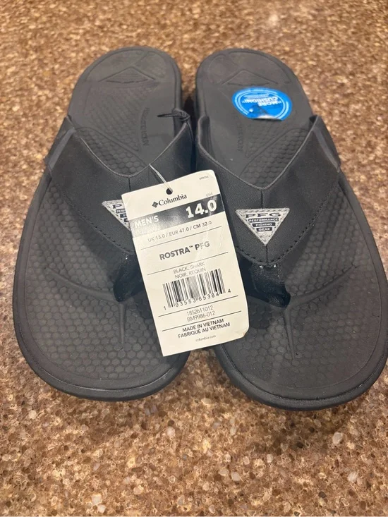 Columbia Men's Rostra PFG Black Flip-Flop Sandals Size 14.  NWT