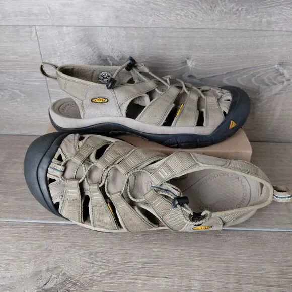 KEEN Newport H2 Sandals Mens 11.5 Tan Waterproof Outdoor Hiking Fisherman Shoes