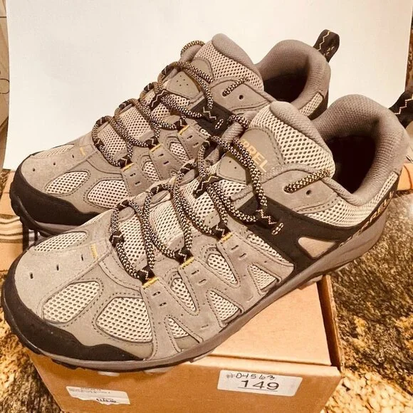 NWOB Merrell Accentor 3 Waterproof Shoes Mens SZ 11.5 Hiking Trail J037139‎ READ