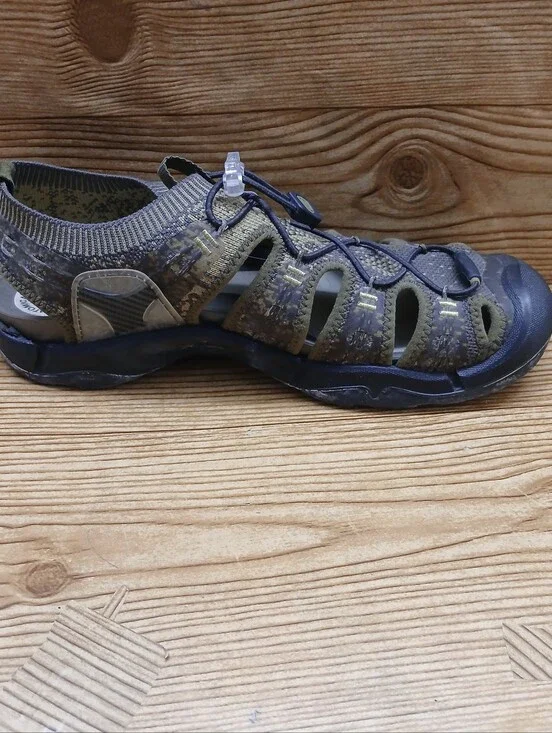 Keen Men's Olive Green Outdoor Sandal - Lightweight Adventure Shoe