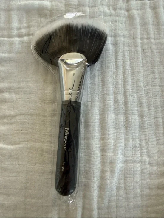 New Morphe M495 Duo Deluxe Fan Brush