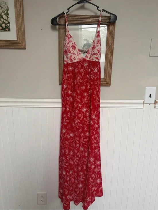 Abercrombie & Fitch Red and Cream Floral Maxi Dress