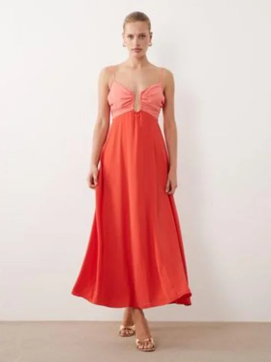 Abercrombie & Fitch | Bra-Free Hardware Maxi Dress in Coral | Size L