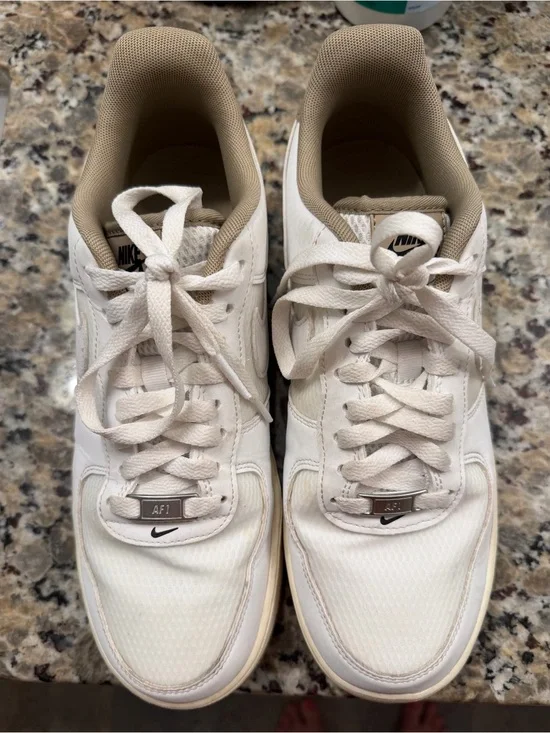 Nike Men’s Air Force 1 Low White with Tan Liner