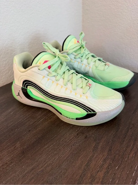 Air Jordan Luka 4 “Space Navigator”. Size 8.