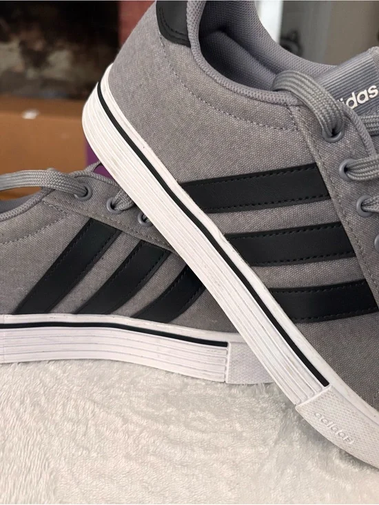 adidas Men’s Gray Sneakers with Black Three Stripes