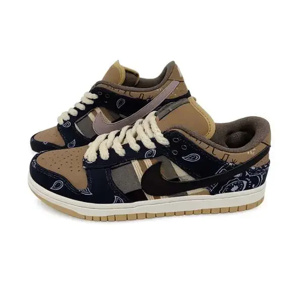 🔥Nike SB Dunk Low x Travis Scott 