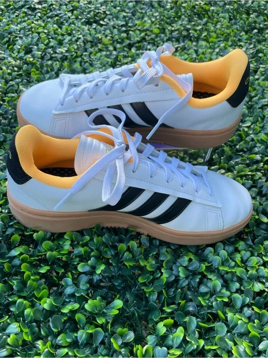 adidas White Sneakers with Black Stripes and Yellow Lining, size 7.5