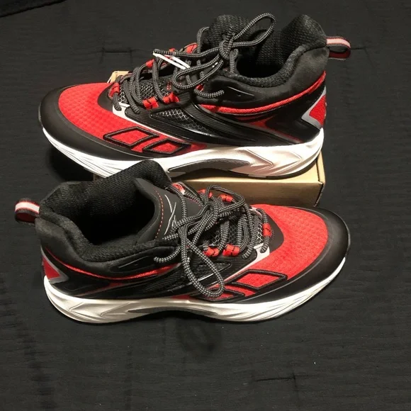 Reebok Men's Sneakers, Size 10, FFC0124581, Black/Red, Medium Width, Athletic