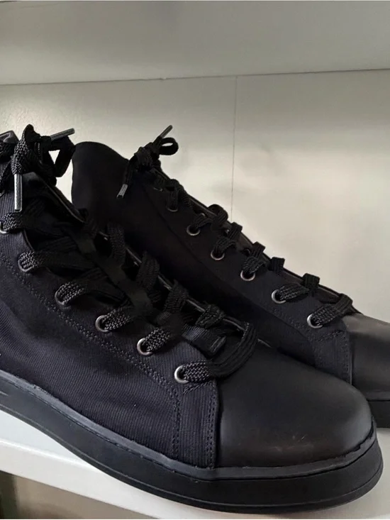 Men's Black High-Top Canvas Sneakers