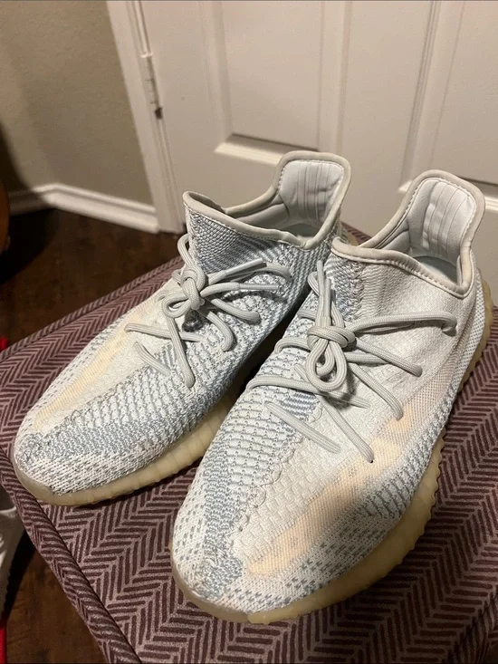 Yeezy Boost 350 Cloud White size 11M