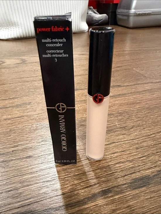 Giorgio Armani Power Fabric+ Multi-Retouch Concealer - Light 3 (Beige)
