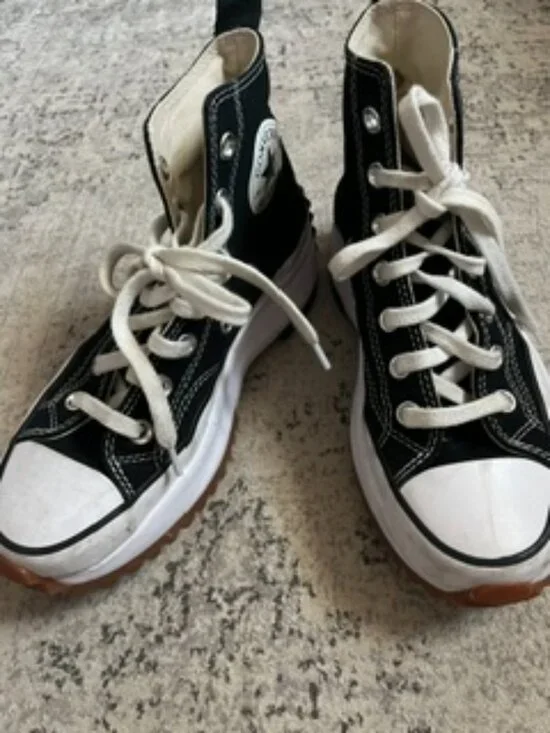 Converse All Star Chuck Taylor Sneaker Unisex Men's 5.5 Women's 7