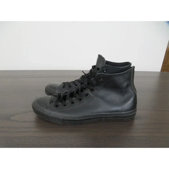 Converse Chuck Taylor All Star Shoes Mens 11 Black Leather High Sneakers 1T405