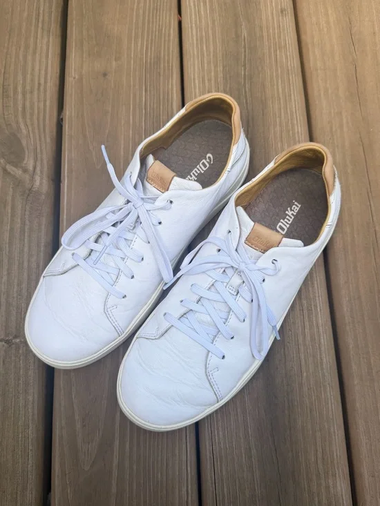 OluKai‎ Men's Lae'ahi Lī 'Ili Leather Lace Up Sneakers in White Size 11.5