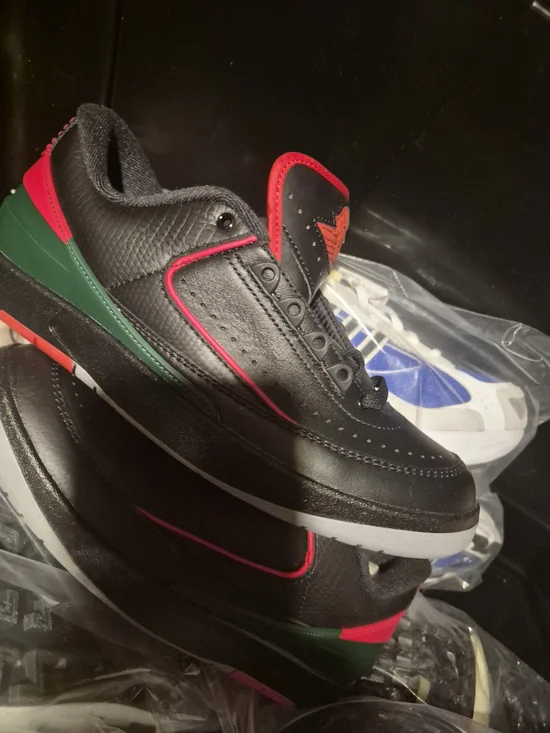 Nike Men's Black Sneakers with Red and Green Accents