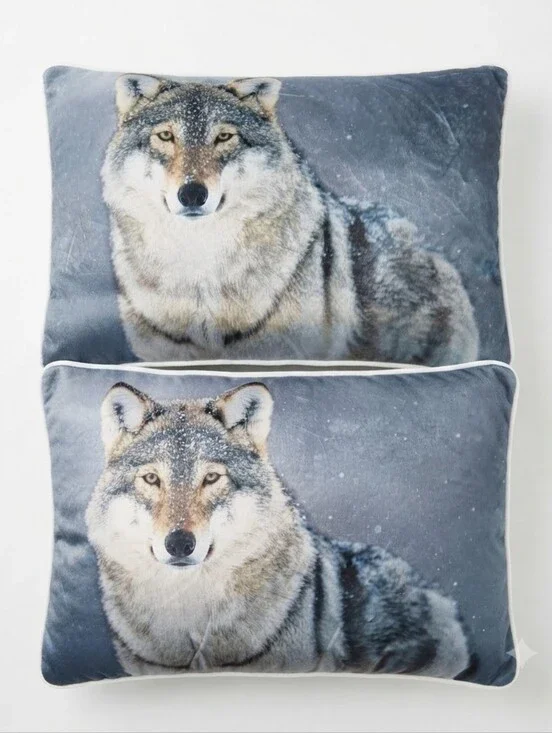 NWOT Wolf Print Sherpa Decorative Pillows