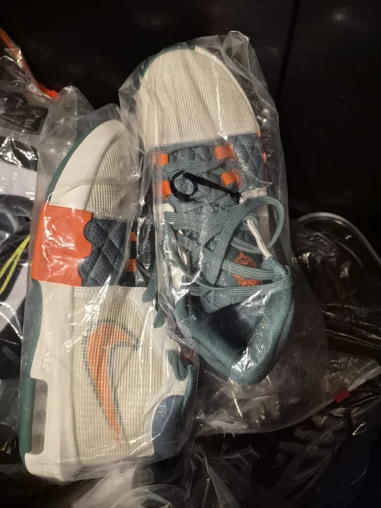 Men's Teal and Orange Casual Sneakers