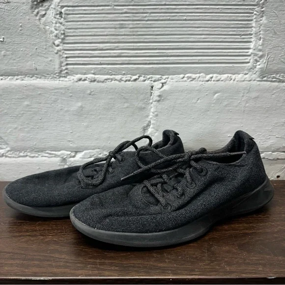 Allbird's Men's Charcoal Wool Sneakers Size‎ 10