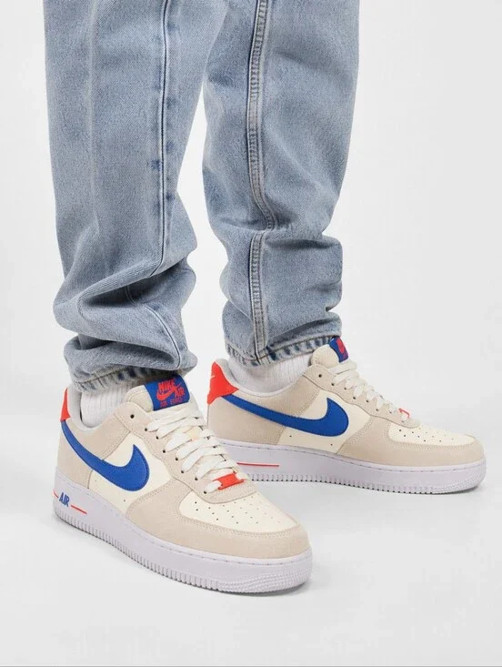 Nike Air Force 1 07 LV 8 Sneakers Coconut Milk Hyper Royal White Size M 9.5 W 11