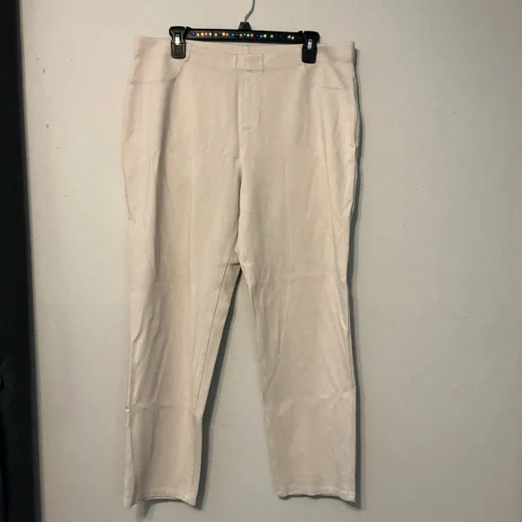 Women’s petite XL pants