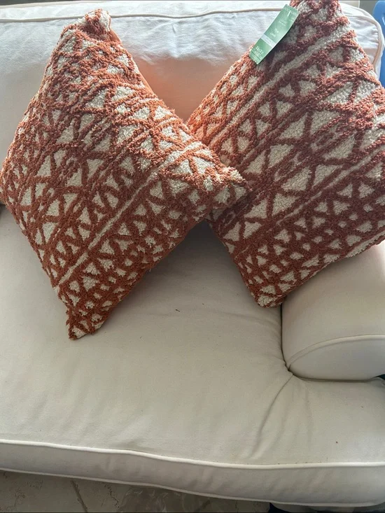 ASHLAND BOHO TUFTED PILLOW 18