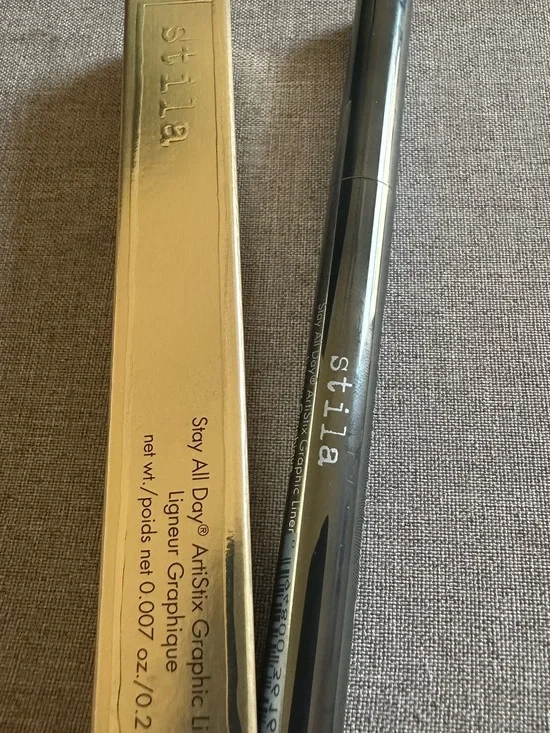 Stila Stay All Day ArtiStix Graphic Liner in Tango Black