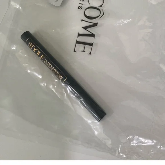 Lancome IDOLE Ultra Precise Waterproof Eyeliner