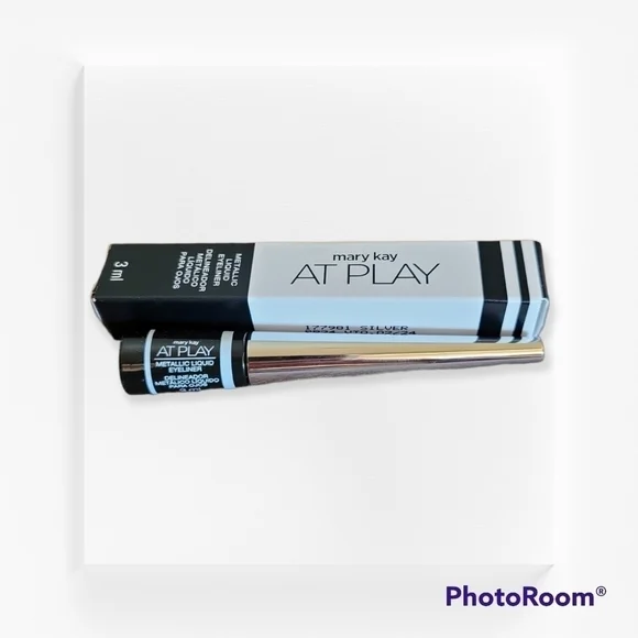 3/$30 Mary KAY At Play Metallic Liquid Eyeliner Silver FIRM PRICE
