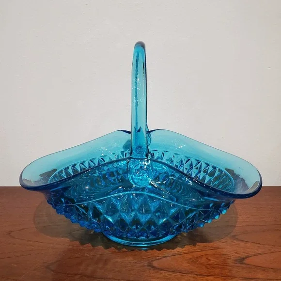 Tiara Indiana Glass Aqua Blue Basket Diamond Cut‎ Pattern Large  Vintage