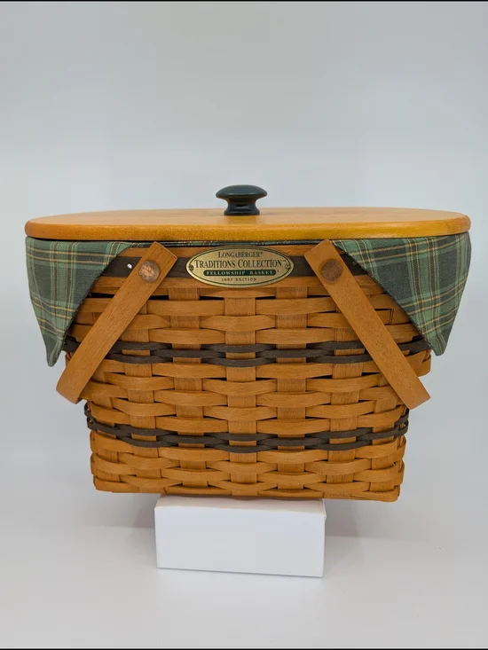 Longaberger Traditions Collection Fellowship Basket 1997 Ed/Lid/Liner/Protector