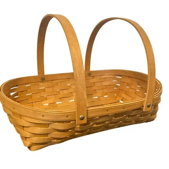 2007 Longaberger Oval Gathering Basket 16