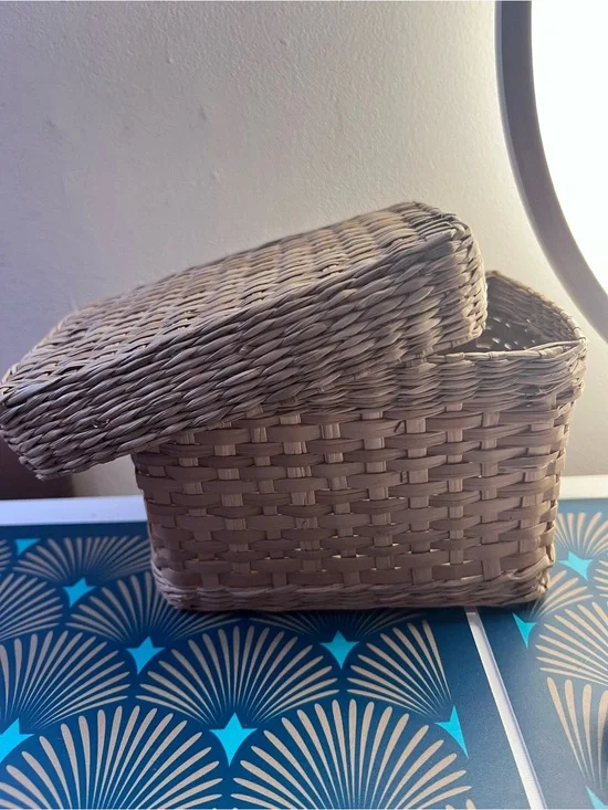 Woven Storage Basket with Lid - Natural Brown