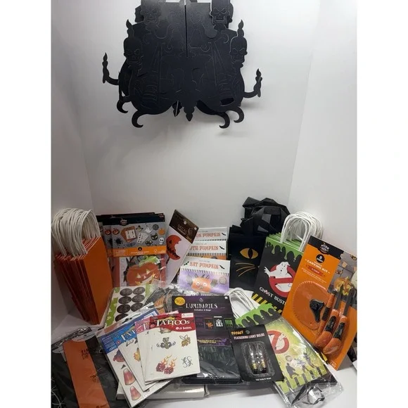 Halloween Party Decor Lot Pumpkins Witch Yard Luminaries Treat Bags Tattoos Saw