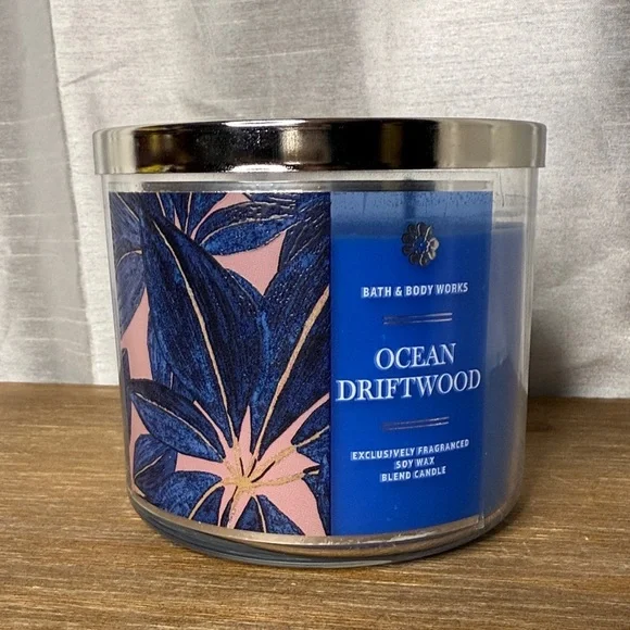 Bath & Body Works Ocean Driftwood Scented 3 Wick Candle 14.5oz Soy Wax NWT