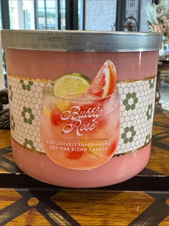 Bath & Body Works Bubbly Rosé Pink Soy Candle