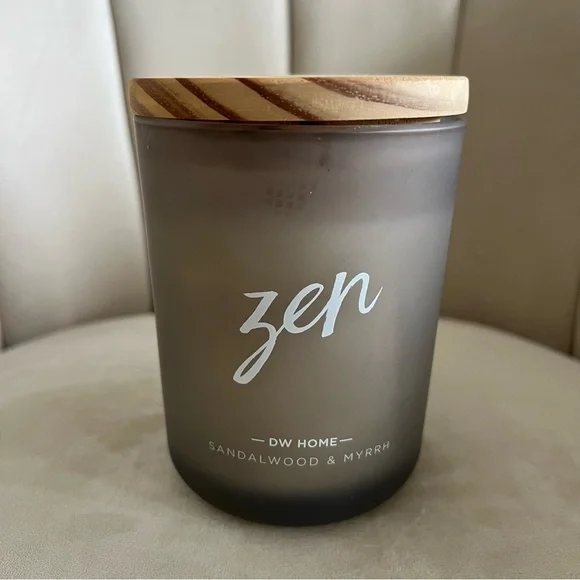 New DW Home Candle Zen Live Simply Sandalwood & Myrrh Candle Gray Two Wicks
