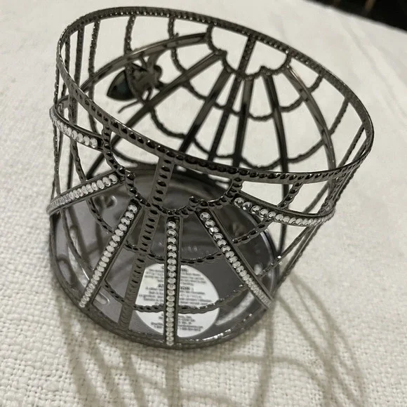 Bath & Body Works 2021 Halloween Diamond Spider Web‎ 3 Wick Candle Holder Scary